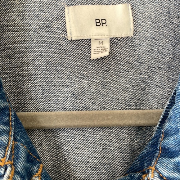 Distressed💙 Jean jacket from Nordstroms - Picture 2 of 4